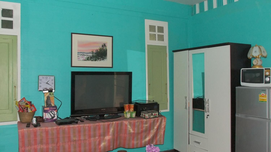 Others 4, Panida Suite, Bang Plad