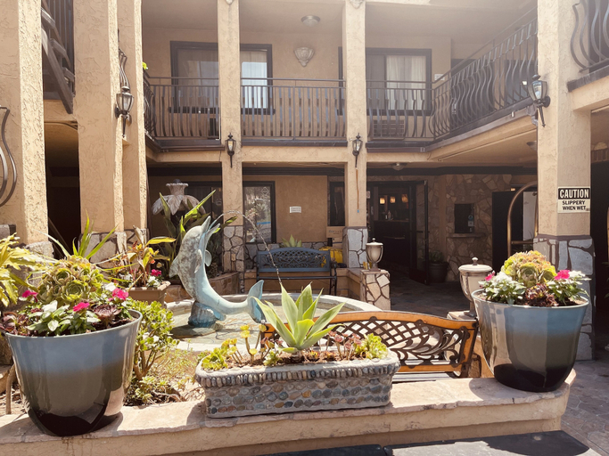 Exterior & Views 2, Hotel Baja San Diego - A Boutique Hotel, San Diego
