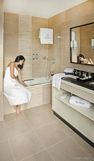 Bathroom 4, Hôtel de Sèze, Gironde