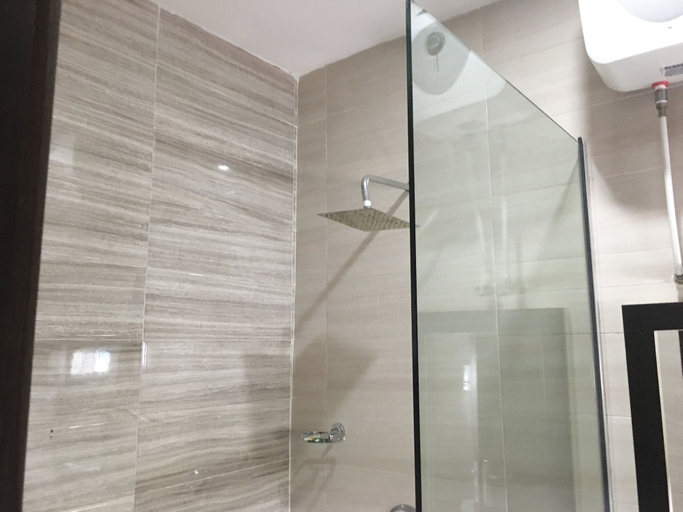 Bathroom 4, Alexia's Place Hotel, Kosofe