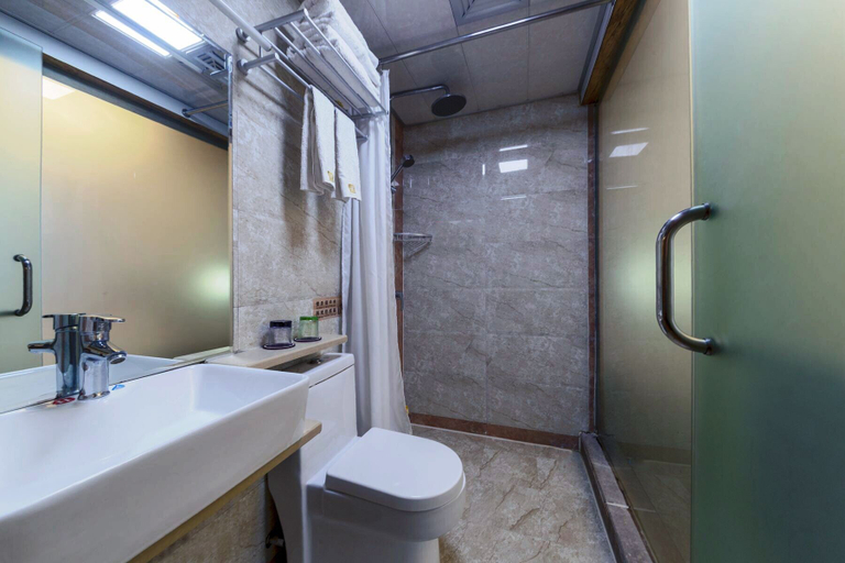 Bathroom 3, MinGuo Life Zhangjiajie, Zhangjiajie
