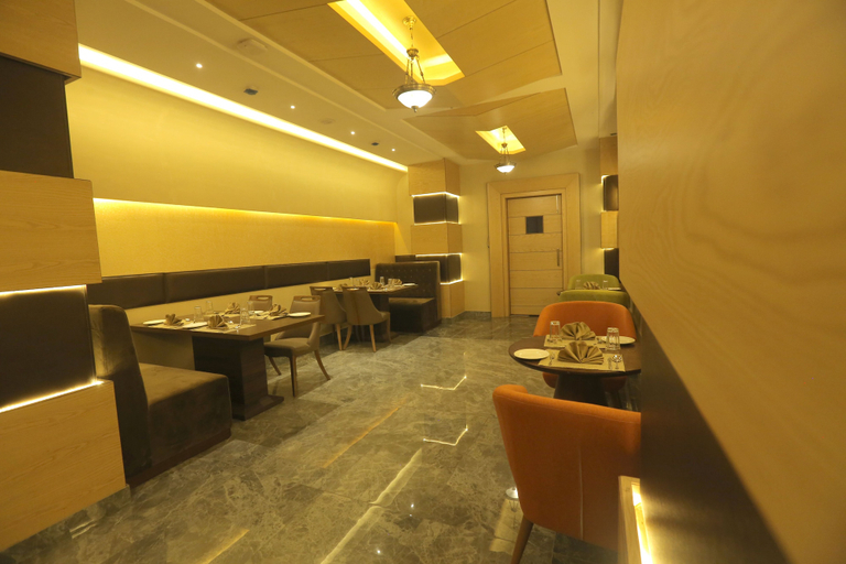 Food & Drinks 5, Hotel Stella Continental, Jalandhar