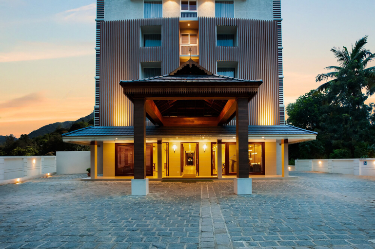 Exterior & Views 2, Sterling Thekkady, Theni