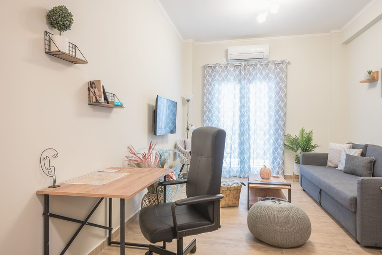 Others 5, Easy Living Suite by Cloudkeys, Attica