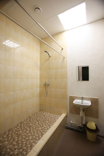 Bathroom 2, Hi Loft Hostel, Sankt-Peterburg gorsovet