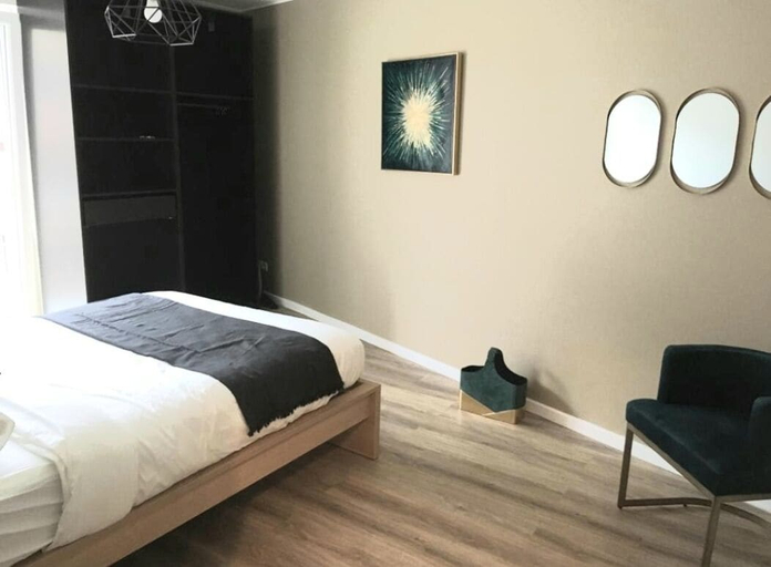 Bedroom, Luxury Large 4 Beds, 3 Balconies, 110 m2 - Parking, Luxembourg