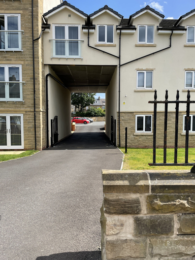 Exterior & Views, Modern & Comfortable 2BR Apartment, Sheffield
