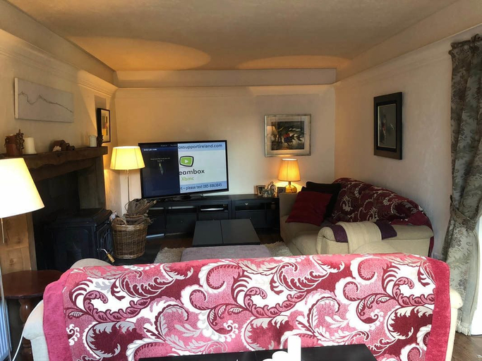 Bedroom 2, Galway Manor House