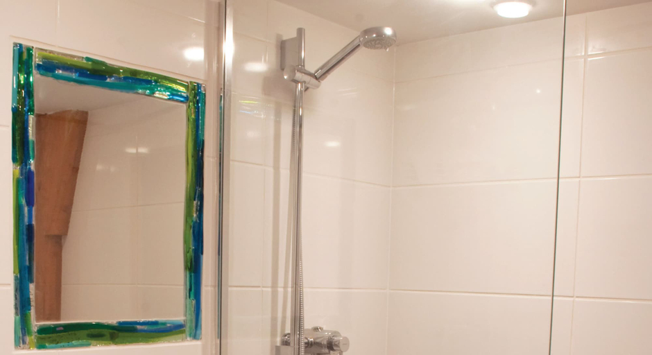 Bathroom, Bull Farm Studios, Hampshire