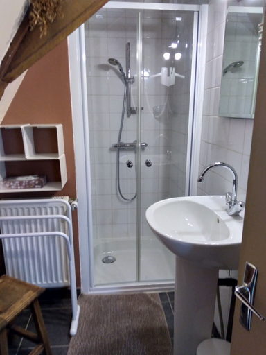 Bathroom 5, La Ferme de la Papote, Nord