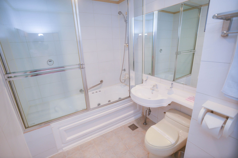 Bathroom 5, Noblesse Tourist Hotel, Nowon