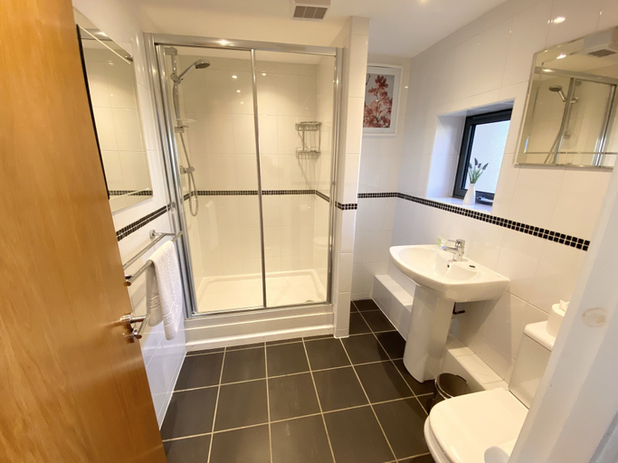 Bathroom, Oxford Castle View Apartment, Oxfordshire