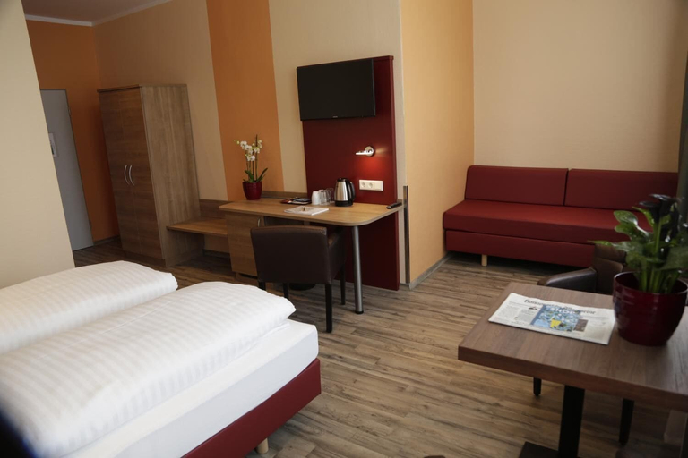 Bedroom 3, Alexander Business Hotel, Region Hannover