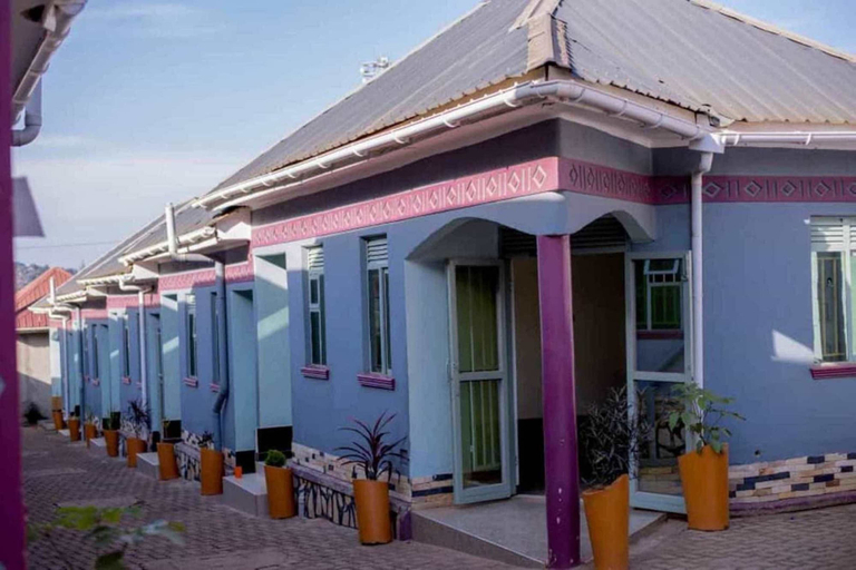 Exterior & Views 2, Baron Guest House, Busiiro