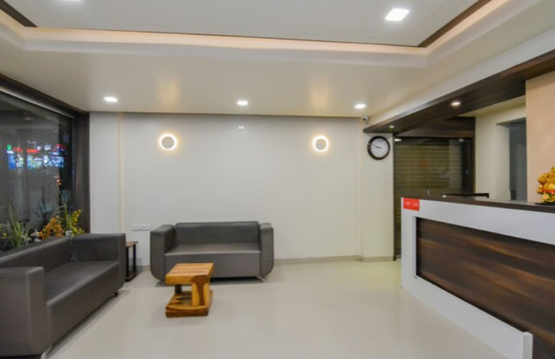 Others 5, Hotel Popular, Pune
