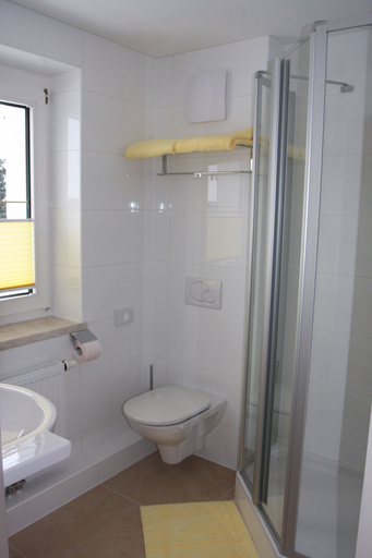 Bathroom 5, Hotel Sonnenhof, Vöcklabruck