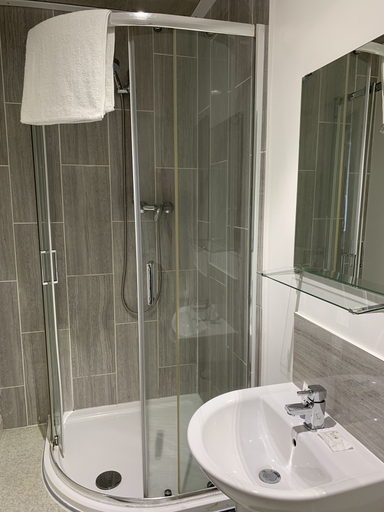 Bathroom 4, Imperial Salford Hotel, Manchester