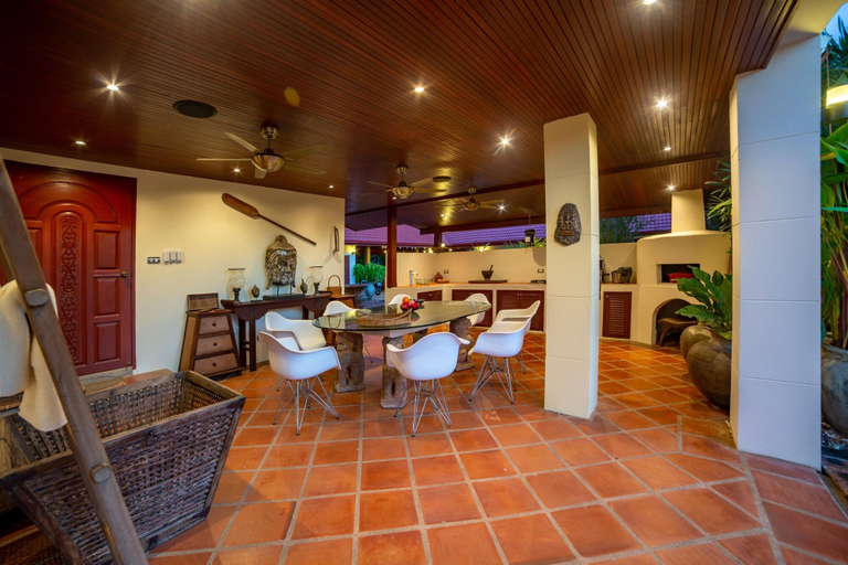 Food & Drinks 5, Tropical 6 Bedroom Villa Sanctuary, Hua Hin