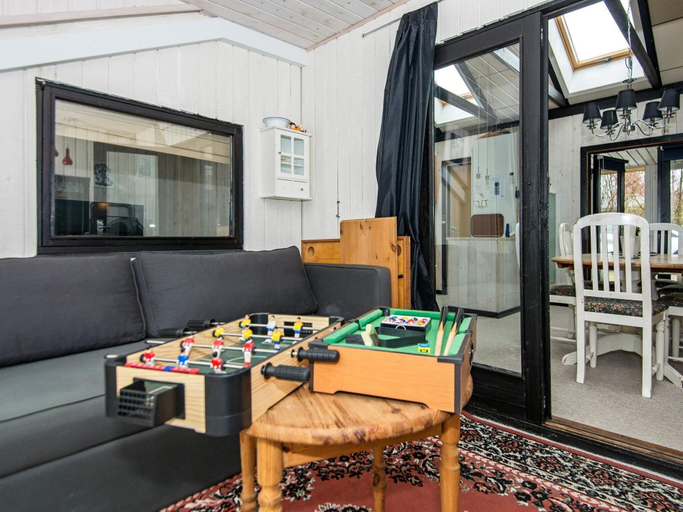 Others 5, Peaceful Holiday Home in Arrild Jutland With Terrace, Tønder
