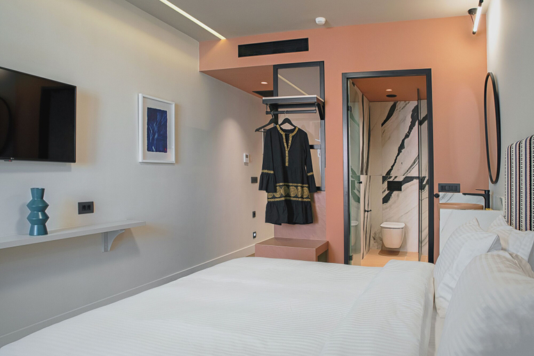 Bedroom 3, Pavo Art Hotel, Crete