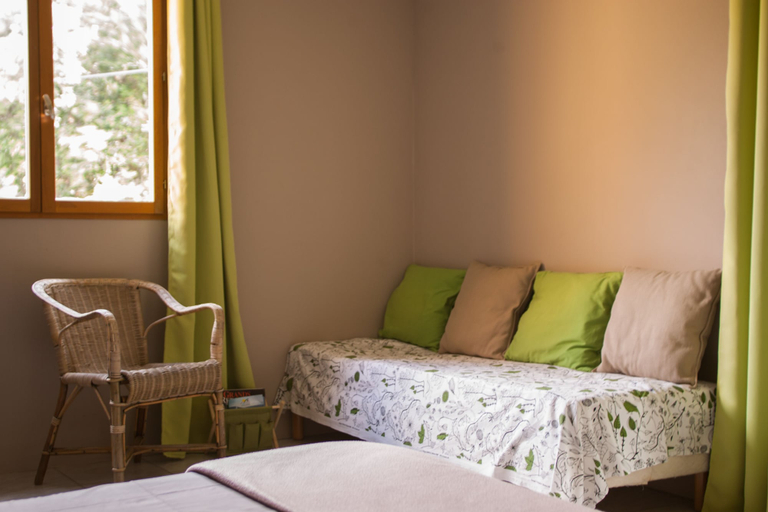Bedroom 4, Les deux chemins, Hérault