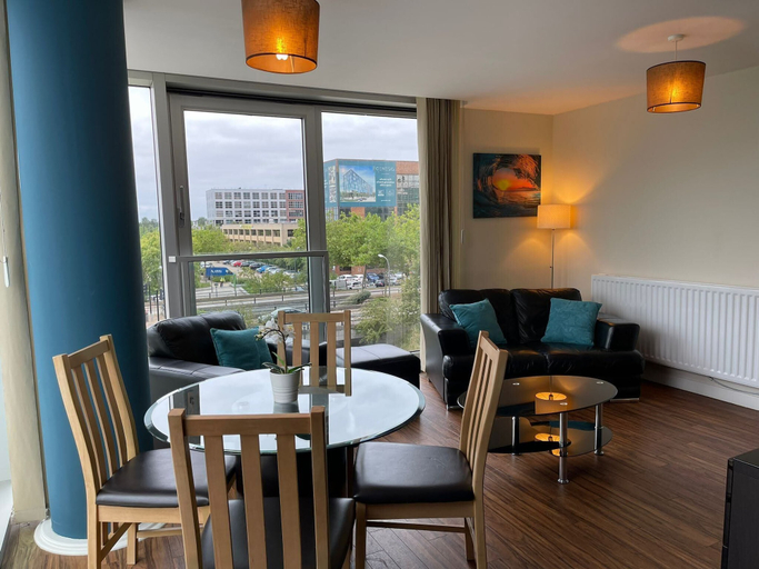 Others 5, Milton Keynes City Center 2 bed, Milton Keynes