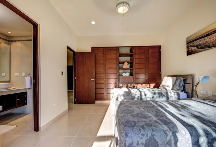 Bedroom 3, Honey 2 BRM sleeps 4 balcony, Cozumel