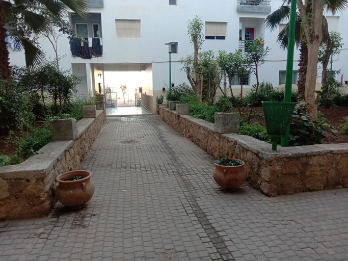 Others 4, Bayti sakan A, Agadir-Ida ou Tanane