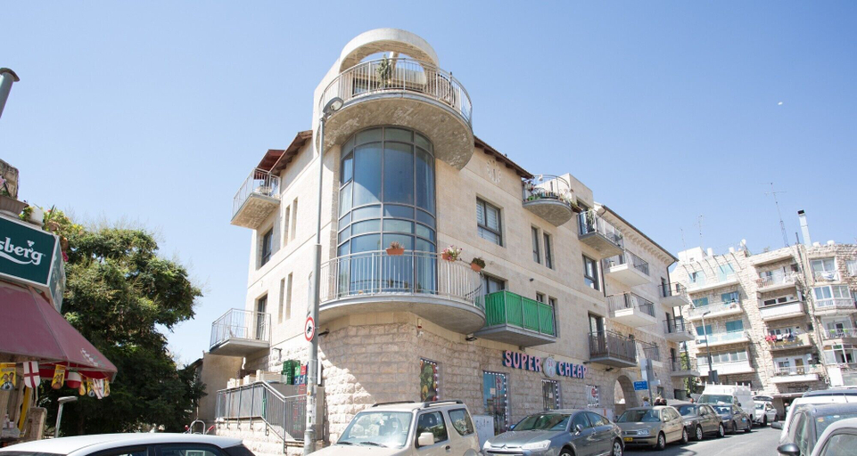 Exterior & Views, Amazing Apartment near Mahane Yehuda