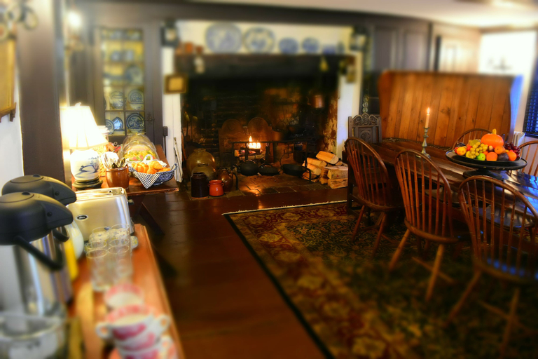 Food & Drinks 5, Daniels House Inn, Essex
