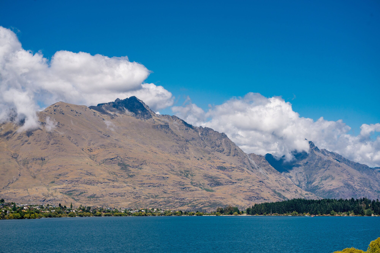 Others 5, LAKE FRONT 3-BEDROOM APARTMENT WITH LAKE ACCESS, Queenstown-Lakes