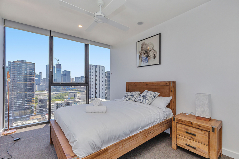 Bedroom, KOZYGURU BRISBANE ONE 1Bed APT Parking, Brisbane