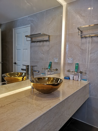 Bathroom 4, Most Luxurious Penthouse, Kota Kinabalu