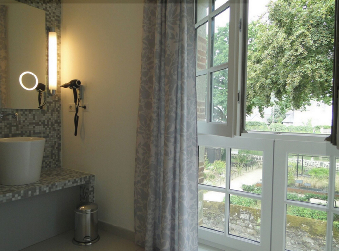 Bathroom 4, Hôtel Ginkgo, Finistère