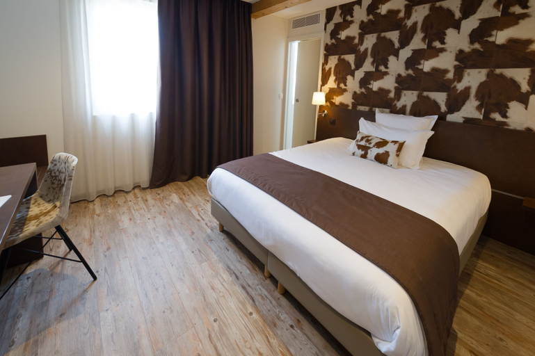 Bedroom 3, Hôtel Restaurant La Sorelle, Ain