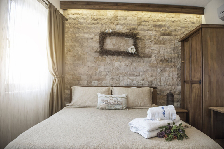 Bedroom 2, Alesta Hotel, Bozcaada