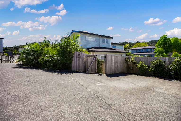 Exterior & Views 2, The Perfect Spacious 2BR Getaway-Netflix, Waitakere
