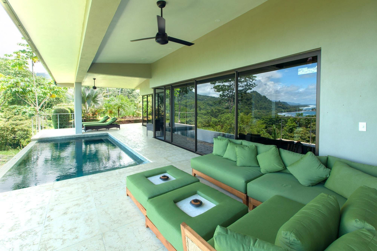Others 2, Luxe 4 Bdrm Villa w Epic Oceanview Infinity Pool, Osa