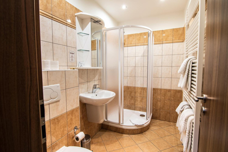 Bathroom 3, Pension Bed & Breakfast, Kutná Hora