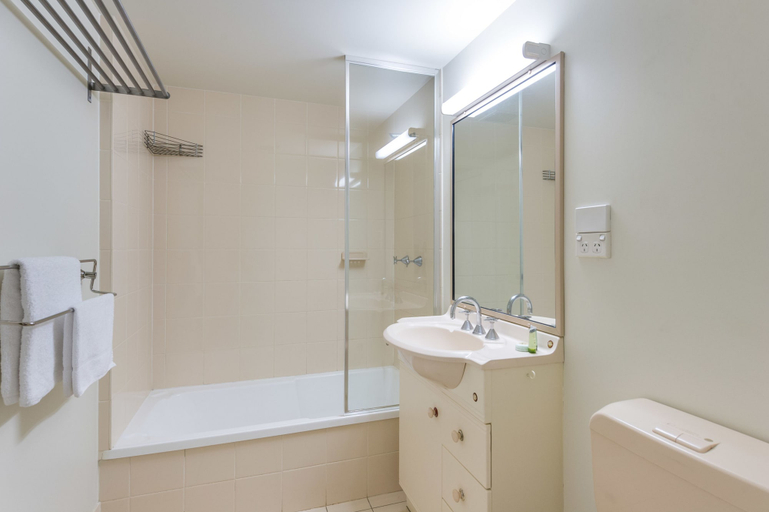 Bathroom 3, Rivercity Gardens, Brisbane