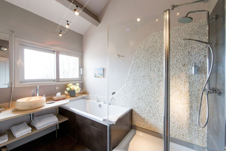 Bathroom 5, La Terre D'Or - Chambre d'Hôtes, Côte-d'Or