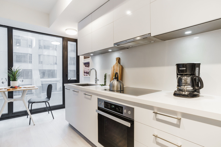 Others 4, Sarkar Suites - Cumberland Street, Toronto