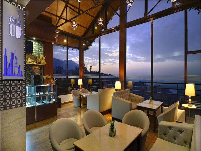 Food & Drinks 5, Fortune Park Moksha, Mcleodganj - Member ITC Hotels' Group, Kangra
