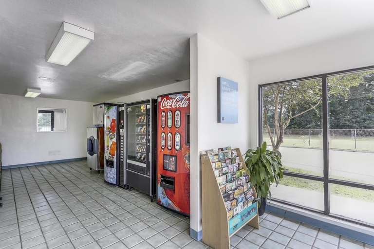 Others 5, Studio 6 Lafayette, LA – I-10 & I-49 N, Lafayette