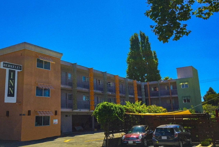 Exterior & Views 1, Berkeley Inn, Alameda
