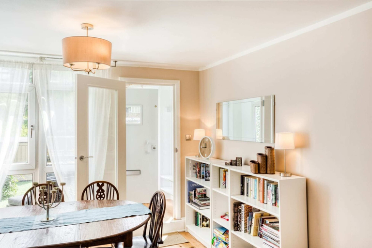 Others 5, Homely 4 Bedroom House in Brixton, London