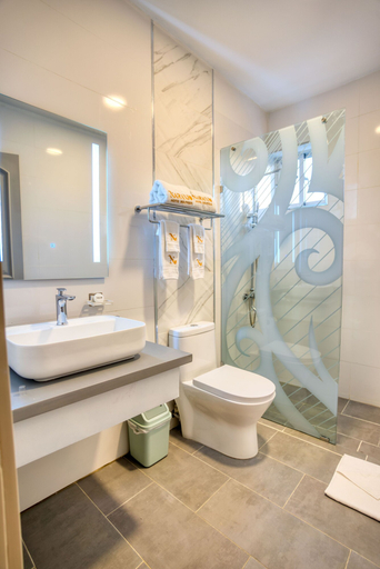 Bathroom 4, Naranjo Hotel Boutique, Salvaleon de Higuey
