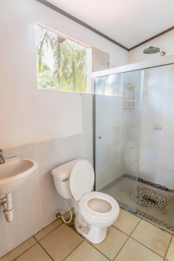 Bathroom 3, Hotel Esencia Nativa, Chiltiupán