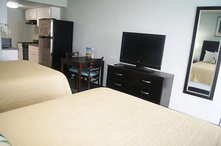 Bedroom 3, Ocean Plaza Motel, Horry