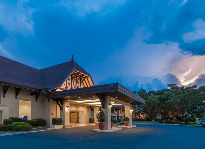 Exterior & Views 2, Taal Vista Hotel, Tagaytay City
